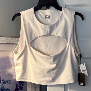 PAC 1980 XL ivory workout top. NWT!